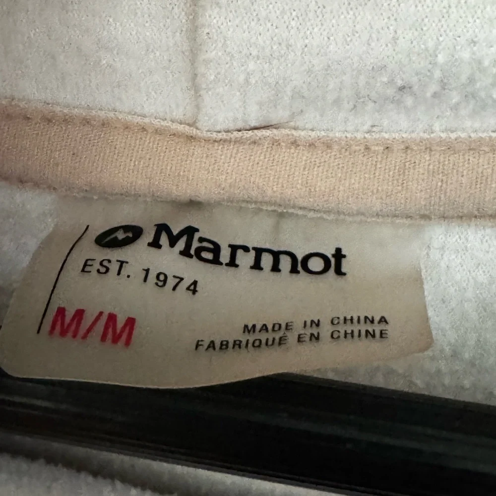 Marmot Scoop Neck Sweater‎ Medium